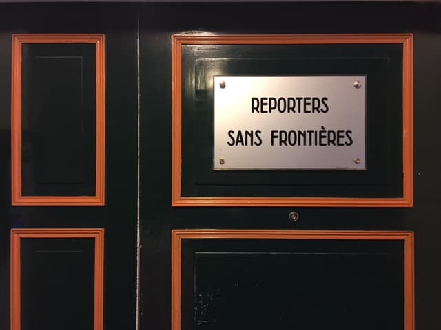 Review of RSF’s new guidelines on using AI in journalism: what they achieve and where they fall short